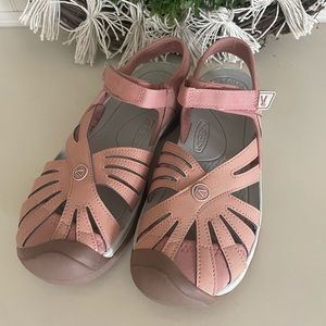 KEEN Women’s Rose Sandal NWOT